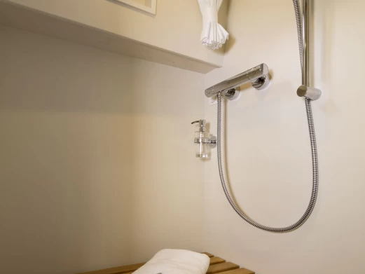 Motorbåt  för uthyrning Le Landeron till det bästa priset 