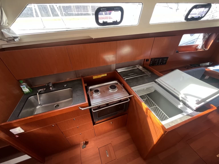 Segelbåt  för uthyrning Sukošan till det bästa priset 