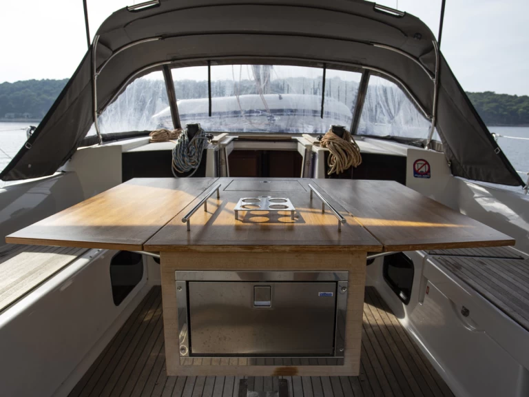 Yacht charter Pula  billig Dufour 520 Grand Large