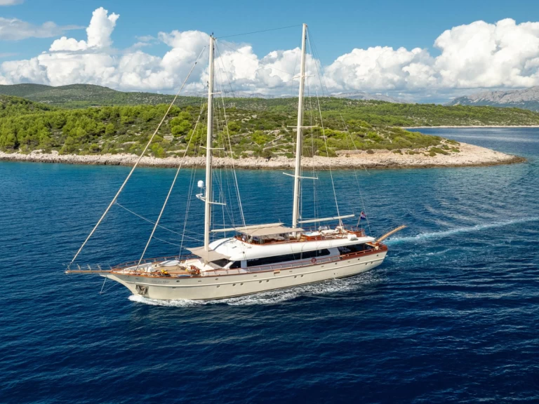 Båtuthyrning Son De Mar Son De Mar i Split  på Samboat 