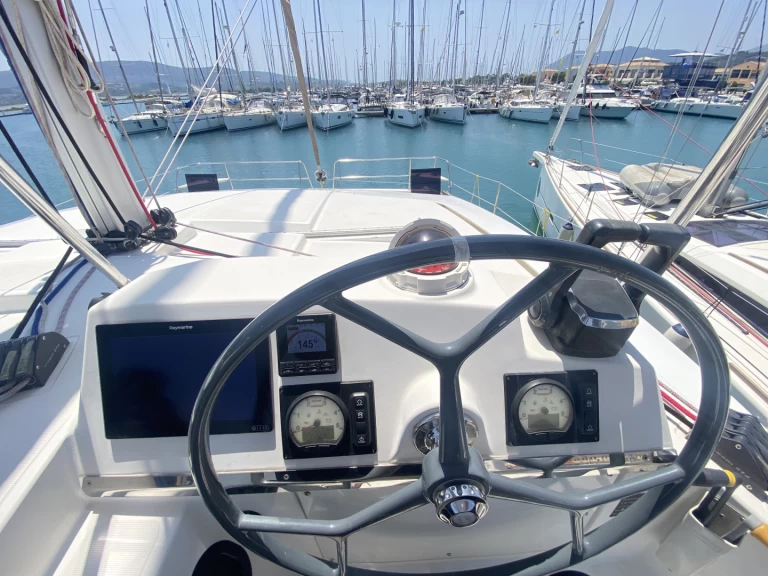 Båtuthyrning Bali Bali 4.1 Princess i Lefkáda på Samboat 