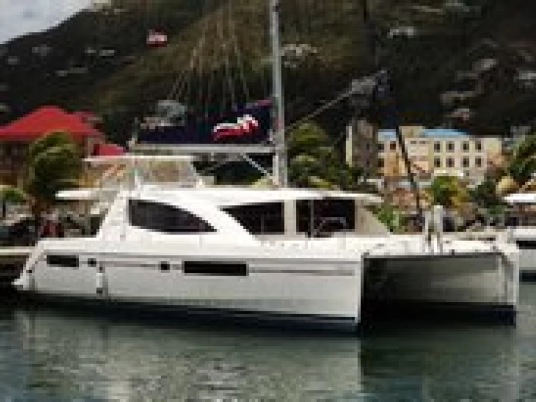 Leopard Catamarans / Robertson & Caine Leopard 48 - 4 + 1 cab. charter bareboat eller skeppad i Key West