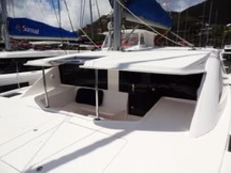 Uthyrning Key West - Leopard Catamarans / Robertson & Caine Leopard 48 - 4 + 1 cab. av Samboat 
