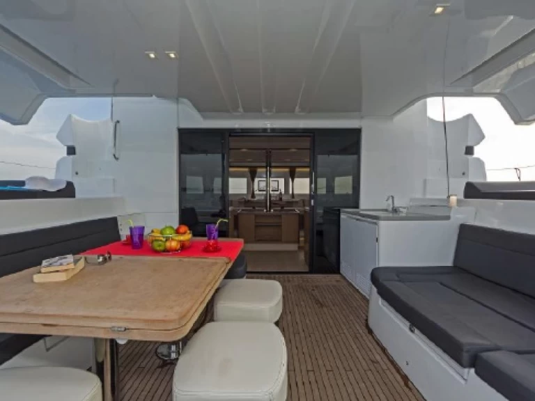 Katamaran  för uthyrning Lefkáda till det bästa priset 