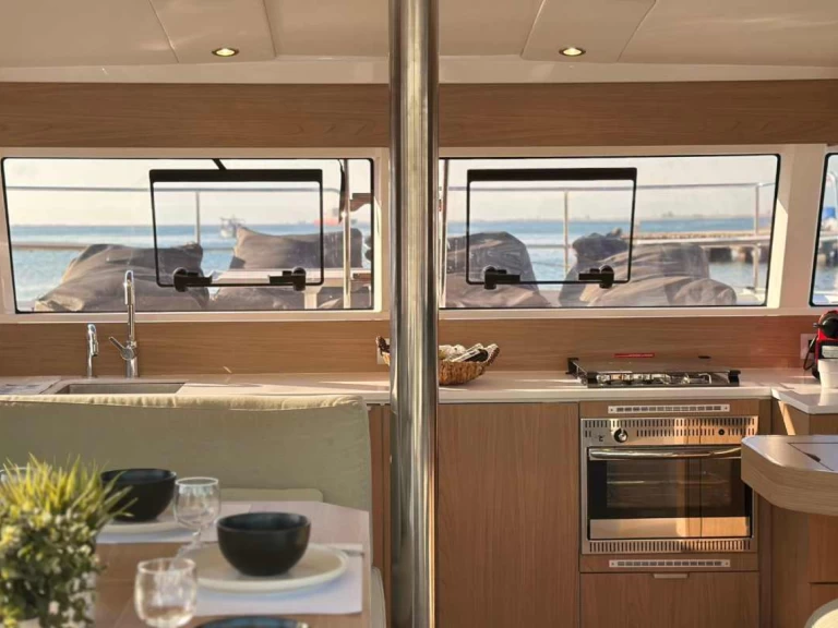 Katamaran  för uthyrning Preveza till det bästa priset 