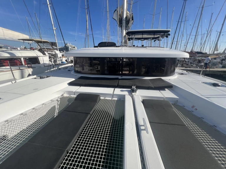 Uthyrning Katamaran  Lagoon med en båtlicens 