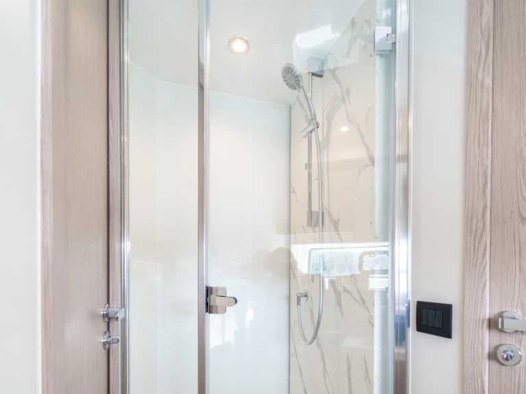 Hyr en Azimut Azimut 53 Fly Šibenik  