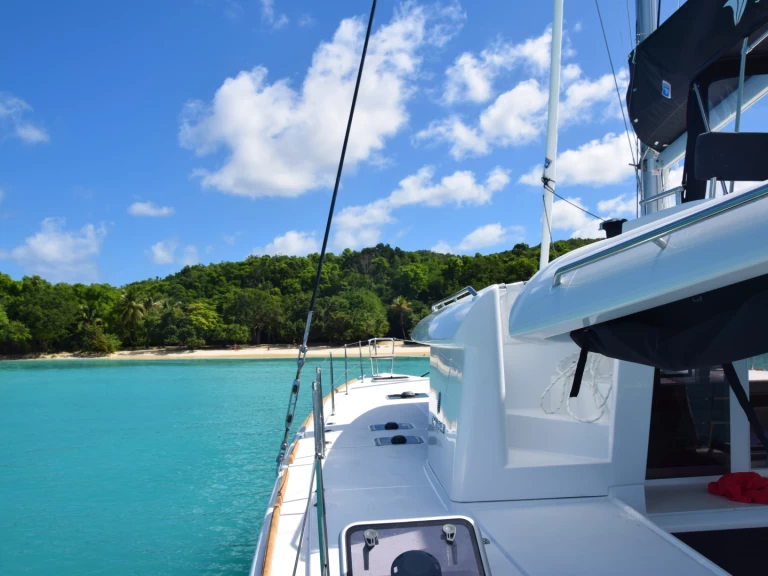 Yacht charter Port-Haliguen billig Lagoon 450