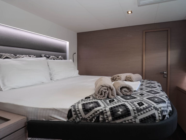 Hyr en Fountaine Pajot Fountaine Pajot 47 TANNA LUX (GEN,AC,WATERMAKER) Lefkáda 