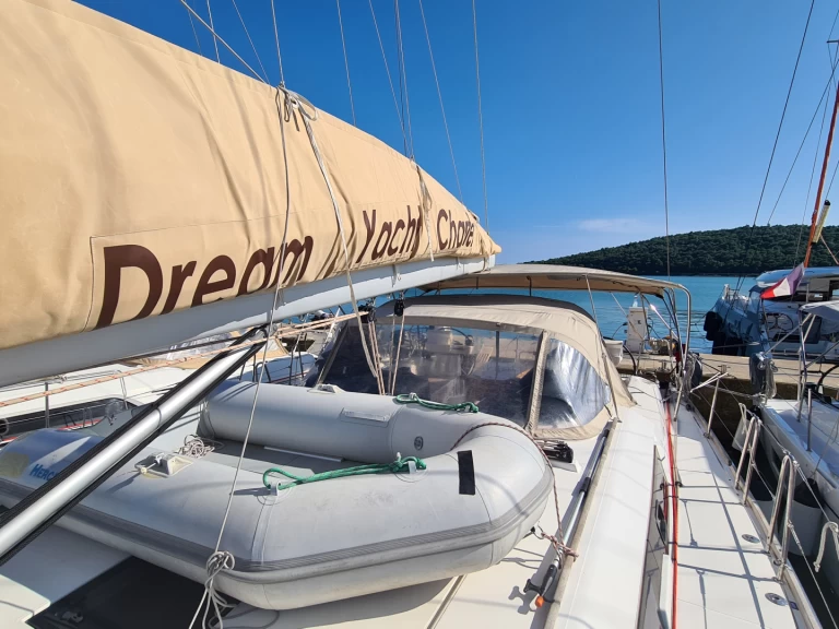 Hyr en Dufour Dufour 520 Grand Large Kotor 