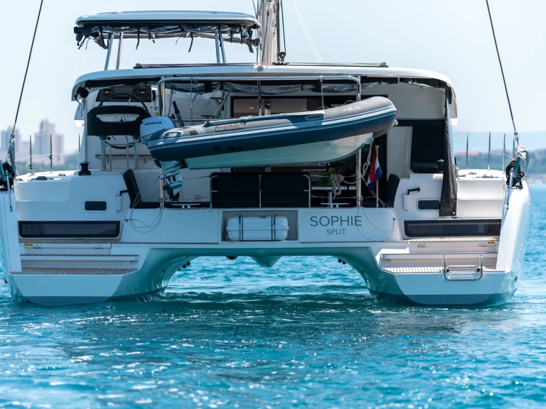 Båtuthyrning Lagoon Lagoon 42 i Kaštela på Samboat 