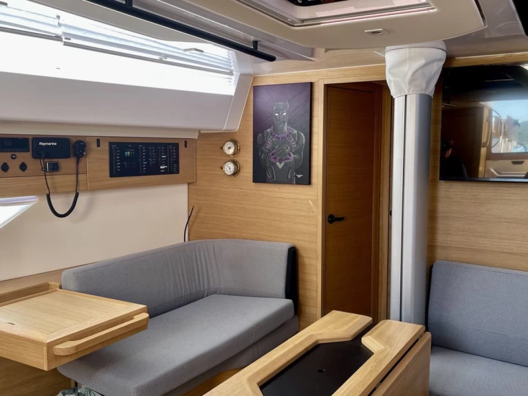 Uthyrning Split  - Elan Elan E6 av Samboat 