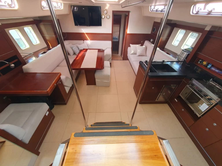 Yacht charter Split  billig Hanse 545