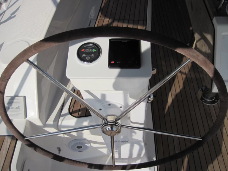 Hyr en Bavaria Cruiser 41 Capo d'Orlando 