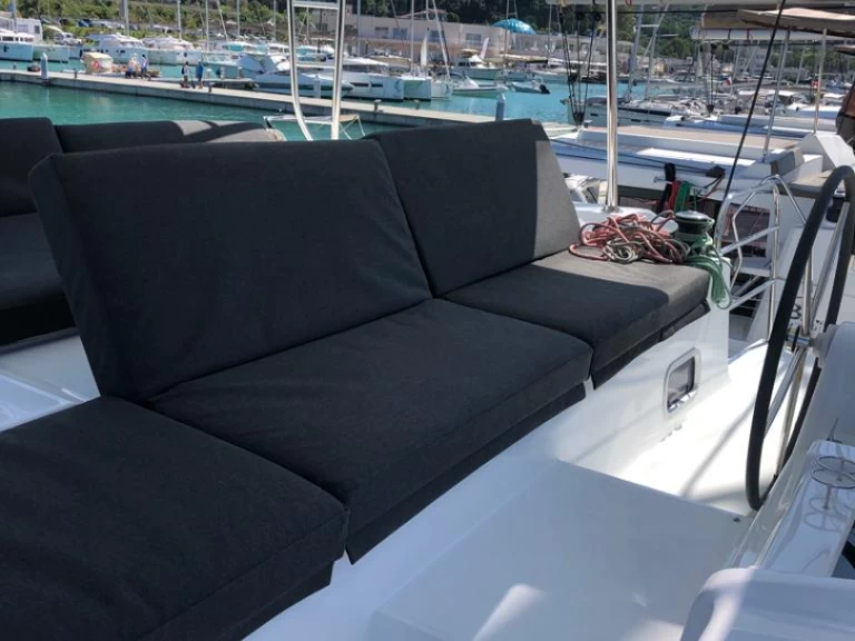 Hyr en Lagoon Lagoon 46 Capo d'Orlando 