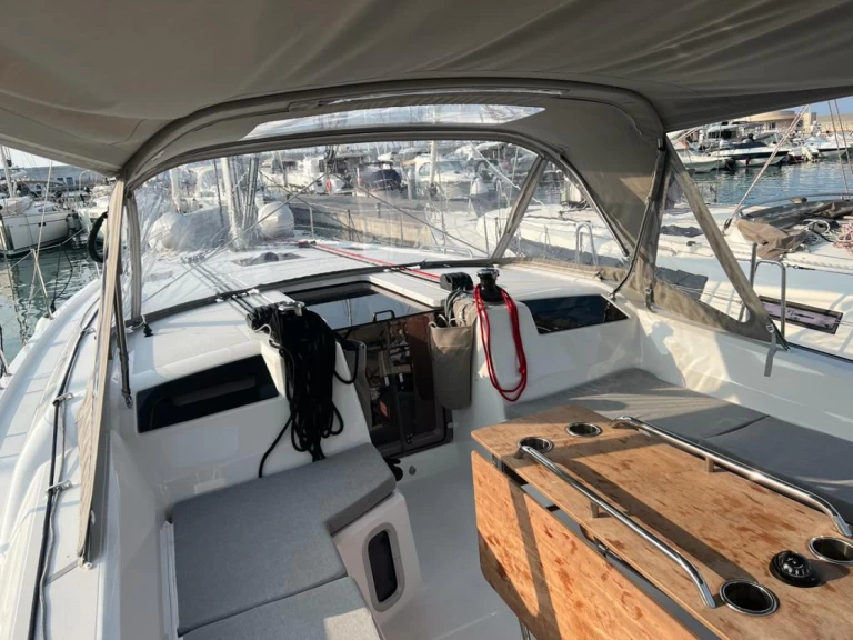 Uthyrning Capo d'Orlando - Bénéteau Oceanis 40.1 av Samboat 