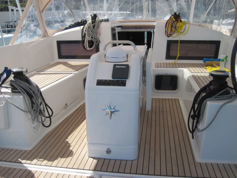 Hyr en Jeanneau Sun Odyssey 440 Capo d'Orlando 