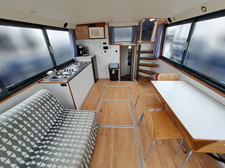Yacht charter Drachten billig Safari Houseboat 1050 D