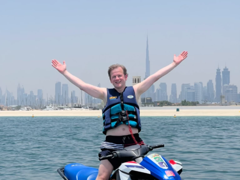 Hyra Jet ski med eller utan skeppare Yamaha Dubai Marina 