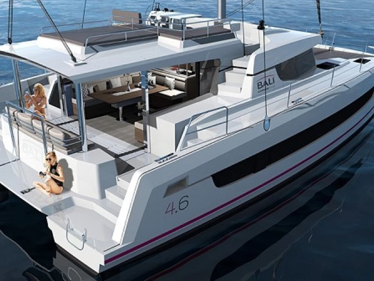 Uthyrning Katamaran  Bali med en båtlicens 