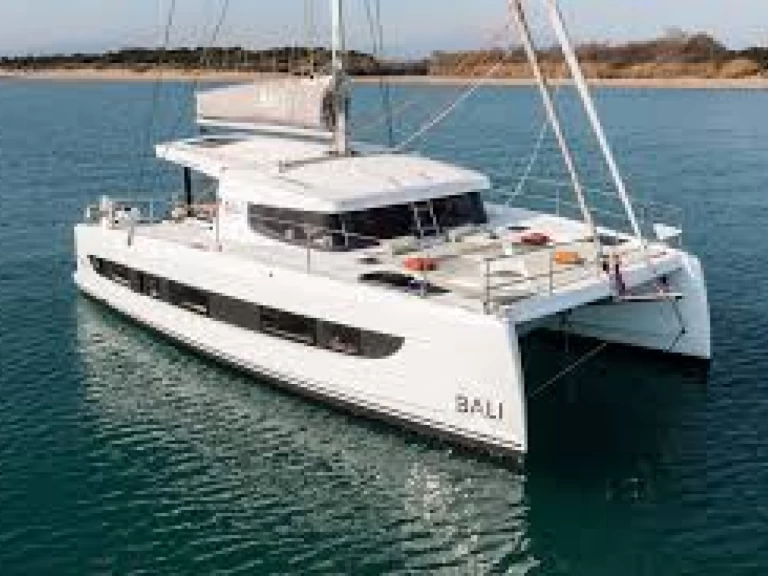 Uthyrning Hyeres - 15 BALI CATSMART av Samboat 