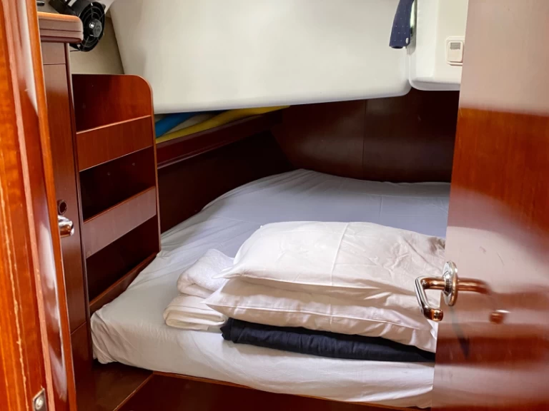 Hyra Segelbåt  med eller utan skeppare Bénéteau Palaio Faliro 