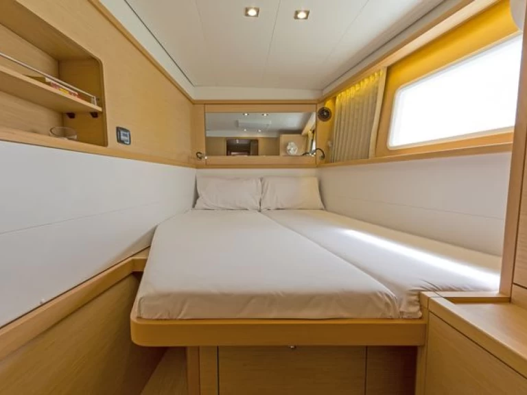 Uthyrning Katamaran  Lagoon med en båtlicens 