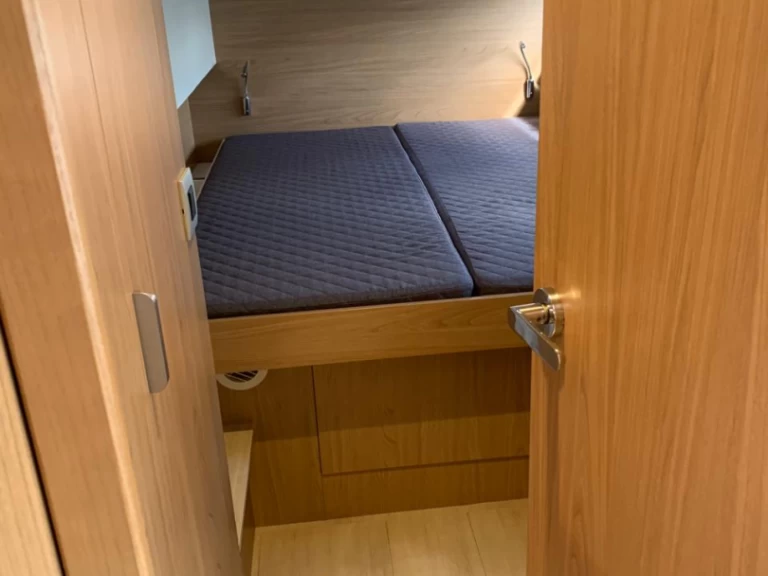 Bali Bali Catsmart charter bareboat eller skeppad i Perigiali