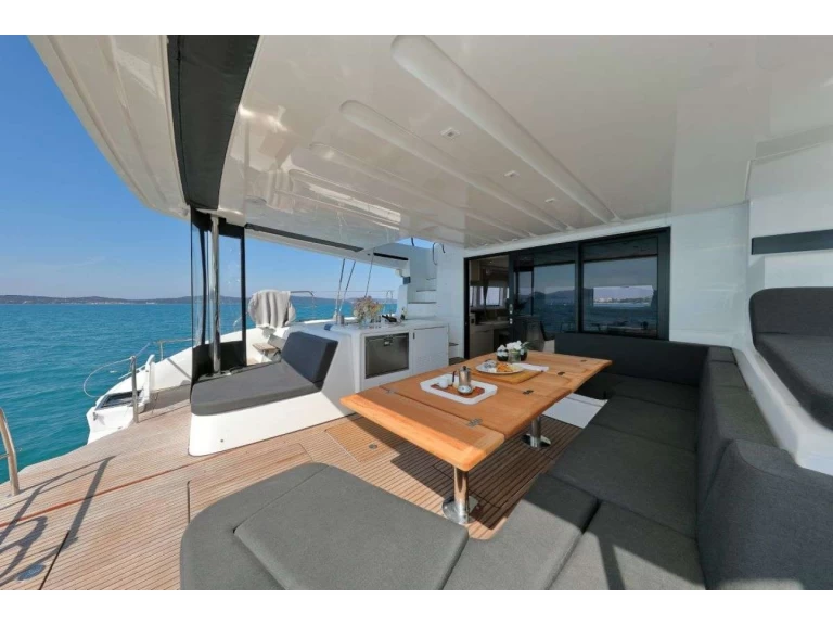 Båtuthyrning Lagoon Lagoon 55 i Kaštel Gomilica på Samboat 