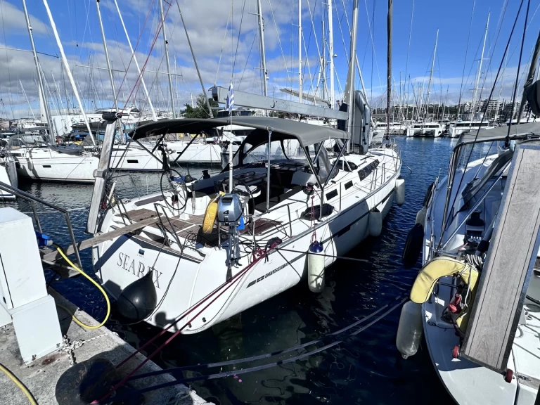 Hyr en Bavaria Cruiser 56 Alimos 