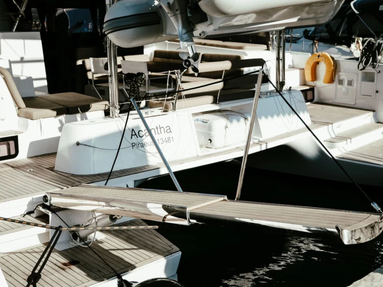 Hyra Katamaran  med eller utan skeppare Lagoon Lefkáda 