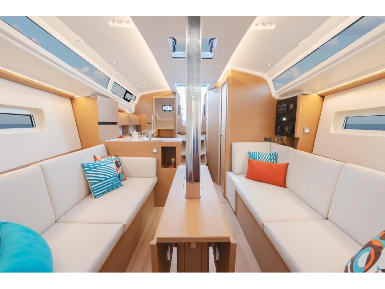 Hyr en Jeanneau Sun Odyssey 350 Castiglioncello 