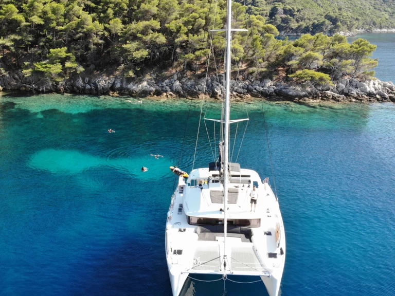 Båtuthyrning Lagoon Lagoon 450 F i Kaštela på Samboat 