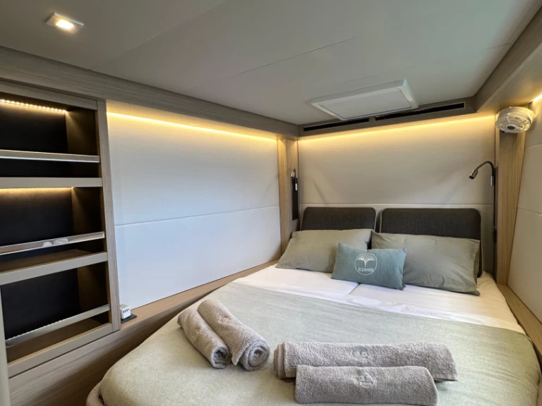 Uthyrning Katamaran  Lagoon med en båtlicens 