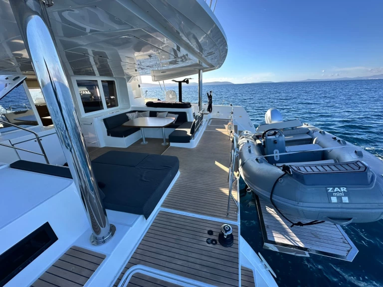 Hyra Katamaran  med eller utan skeppare Lagoon Trogir  