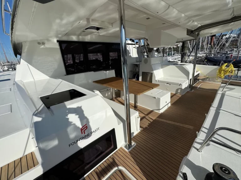 Uthyrning Katamaran  i Le Marin - Fountaine Pajot Sanoa