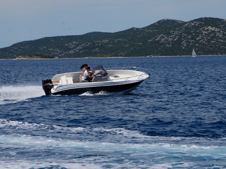 Båtuthyrning Atlantic open 670 i Preko på Samboat 