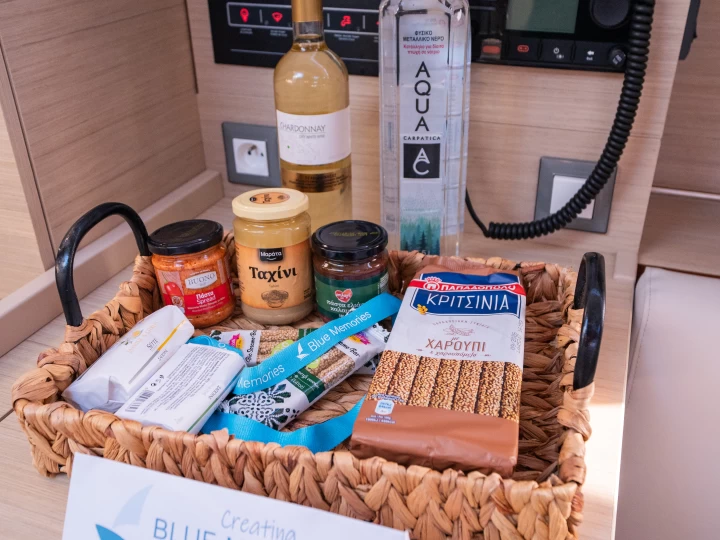 Båtuthyrning Bénéteau Oceanis 37.1 i Lefkáda på Samboat 