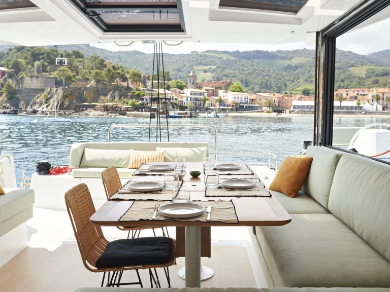 Yacht charter Saint-Mandrier-sur-Mer billig Bali Catsmart