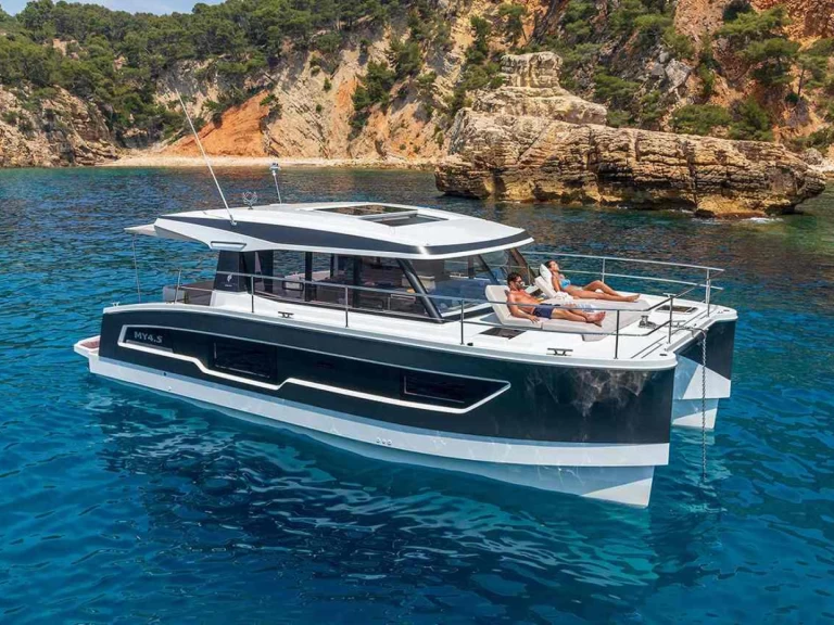Båtuthyrning Fountaine Pajot Fountaine Pajot MY 40 i Phuket Yacht Haven Marina på Samboat 