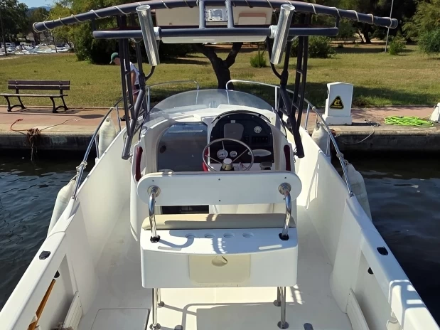 Uthyrning Saint-Florent - Bénéteau Flyer 750 Open av Samboat 