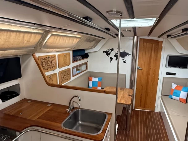 Uthyrning El Porvenir - Jeanneau Sun Fizz av Samboat 