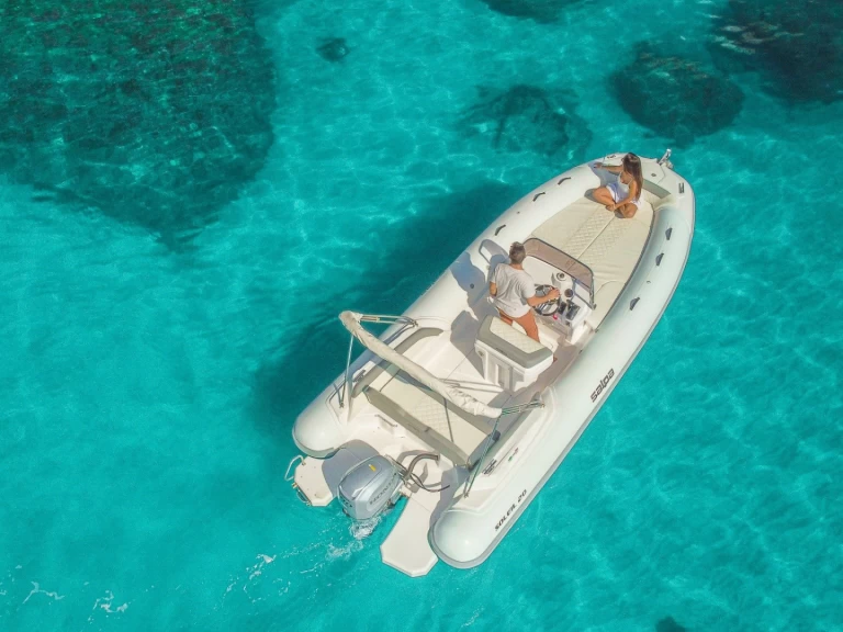 RIB för uthyrning Cagliari till det bästa priset 