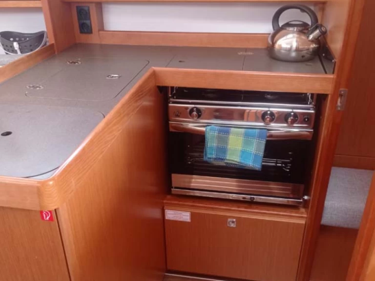 Hyra Segelbåt  med eller utan skeppare Bavaria Deme of Volos 