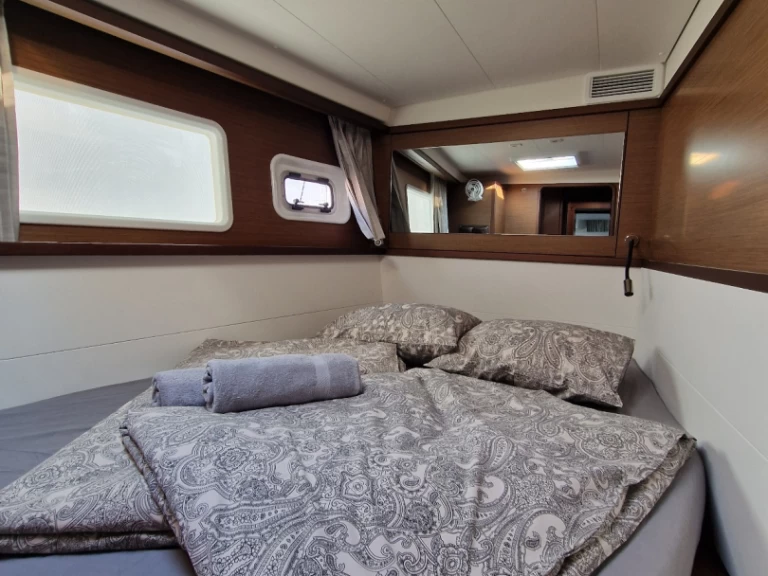 Båtuthyrning Lagoon Lagoon 450 Sport Top i Punat på Samboat 