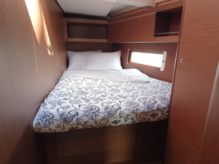 Hyra Segelbåt  med eller utan skeppare Bénéteau Split  