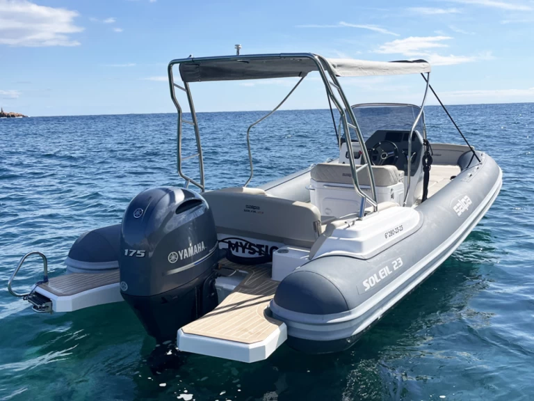 Yacht charter Marina de Palamós billig Salpa Soleil 23