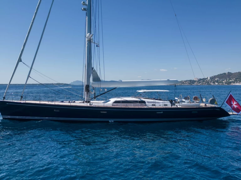 Cnb-Bordeaux LADY 8 charter bareboat eller skeppad i Tromsø