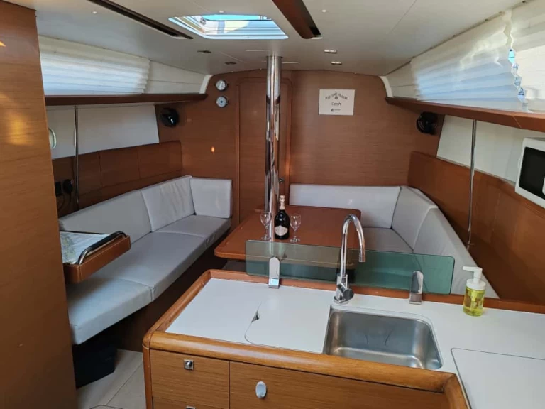 Yacht charter Drage billig Sun Odyssey 389