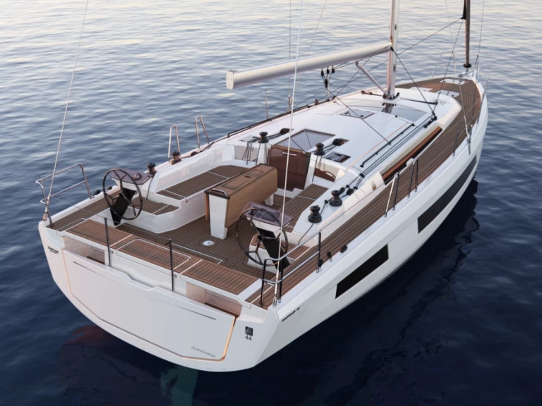 Segelbåt  för uthyrning Alimos till det bästa priset 